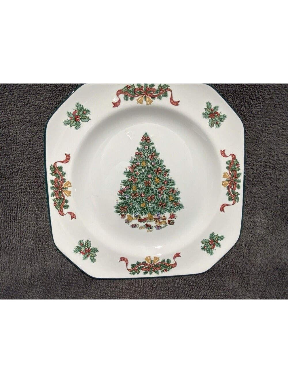 Johnson Brothers Festive Victorian Christmas 7 5/8” Square Salad Plate